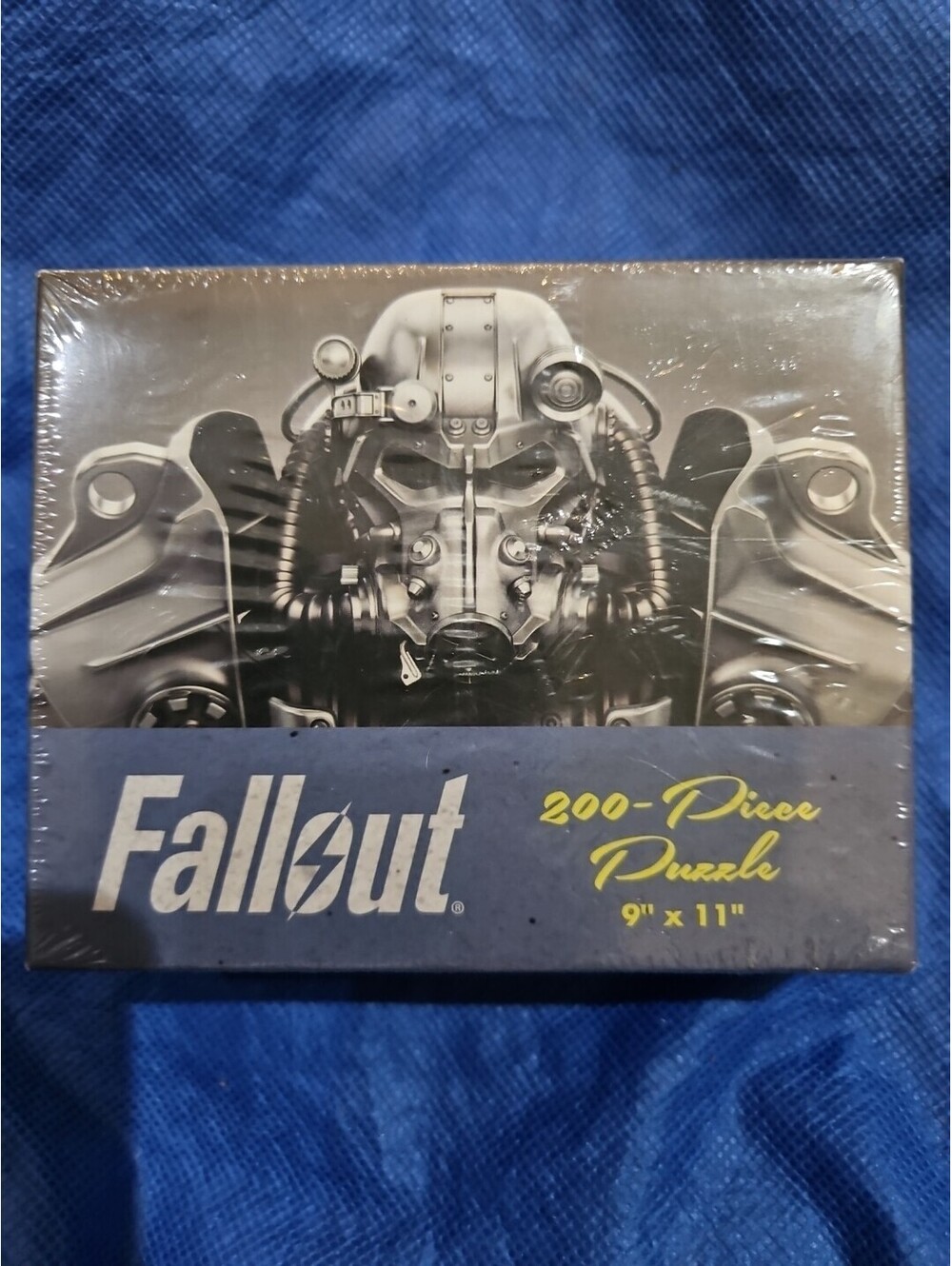 Fallout 200 Piece Puzzle Jigsaw 9" X 11" Bethesda USAopoly T-60 Armor Sealed